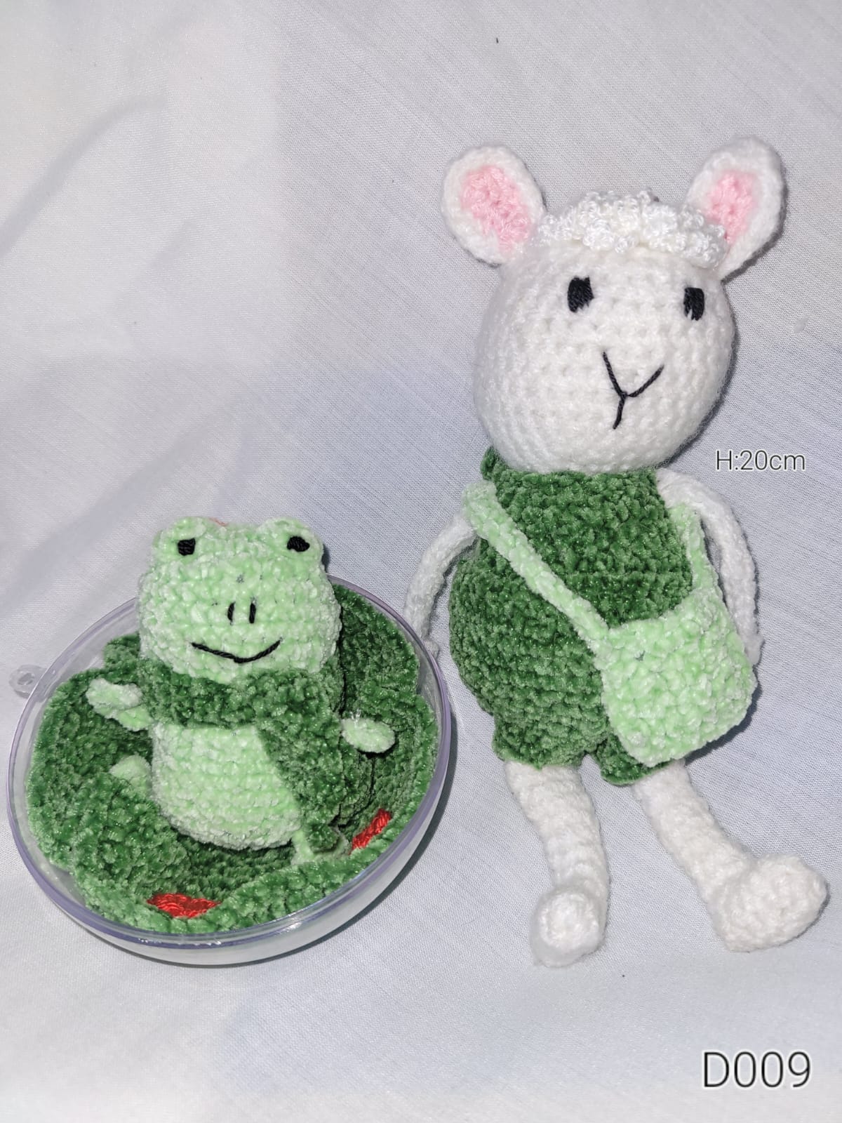 Crochet sheep and frog set