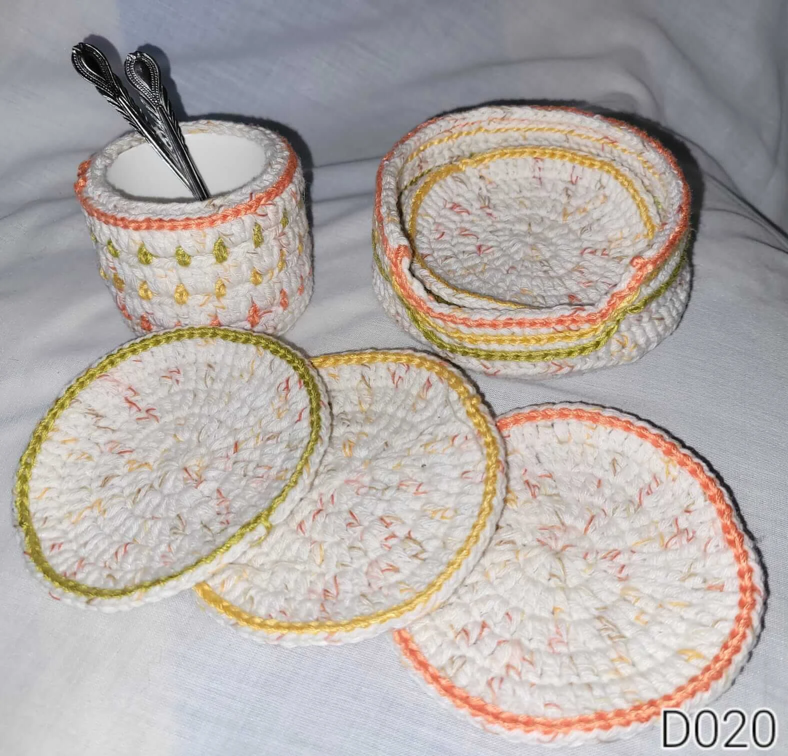 Crochet coaster set – white