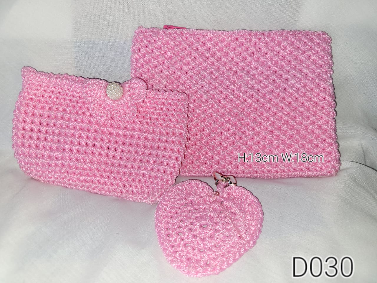 Crochet zipper pouch with purse – pink