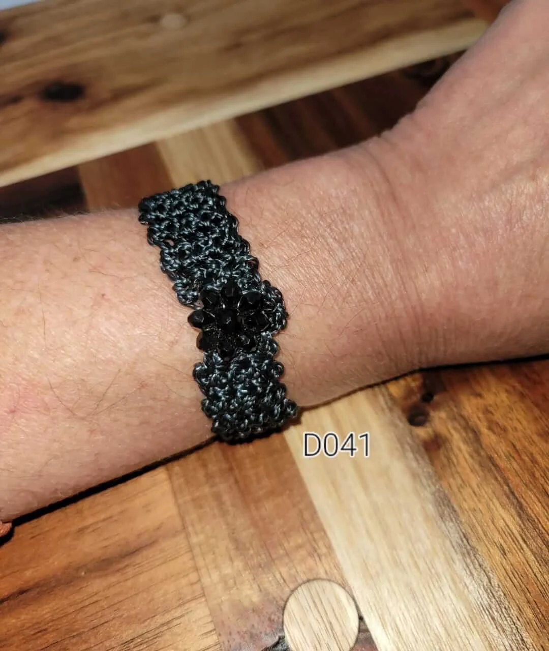 Crochet bracelet – black thin